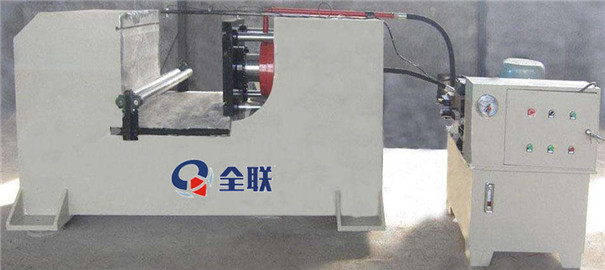 卧(wò)式成型(xing)機 卧式成(cheng)型機