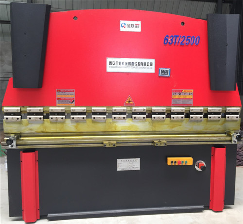 液壓數(shù)顯折彎機(jī) 液壓(ya)數顯折彎(wān)機