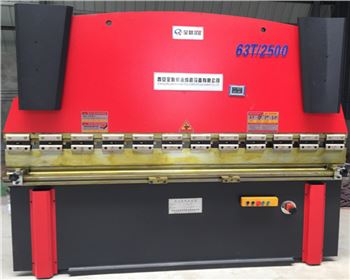 江蘇液壓數(shu)顯折彎機