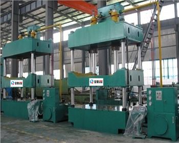 四柱液壓機(ji)安裝、移機、維修、改(gai)造哪家好？