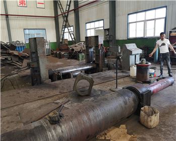 液(yè)壓三輥卷(juàn)闆機大修(xiū)改造