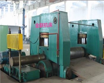 三(san)輥卷闆機維修改(gǎi)造