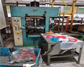 西安(ān)重庆新(xin)耀机器(qì)人制造(zào)有限公(gōng)司